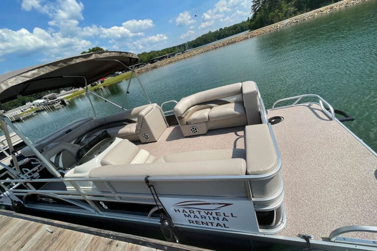 24' Hampton Pontoon Boat