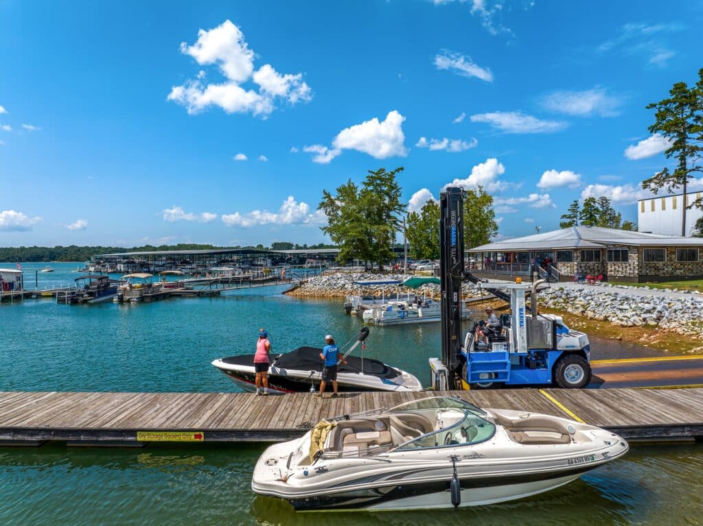 Sun Life Lake Hartwell Marina wet boat slips on Lake Hartwell